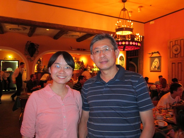 Visiting professor Liang Xiao and Dr. Liu